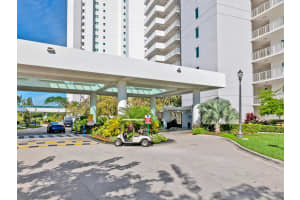 15051 Royal Oaks Lane 906, North Miami, FL 33181 - MLS#R11127706