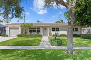 1409 W Ocean Avenue, Lantana, FL 33462 - MLS#R11127724