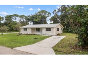 1502 Emerson Lane, Sebastian, FL 32958 - MLS#R11127744
