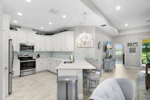 12759 SW Lake Fern Circle, Port Saint Lucie, FL 34987 - MLS#R11127820