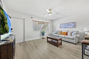 200 Village Green Circle E 202, Palm Springs, FL 33461 - MLS#R11127870