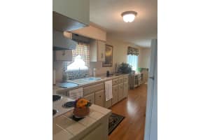 8 Florencia Ln, Port Saint Lucie, FL 34952 - MLS#R11127881