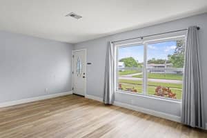 386 NE Orchard Street, Port Saint Lucie, FL 34983 Sold 11/14/25