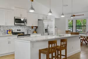 781 24th Square, Vero Beach, FL 32962 Sold 11/24/25