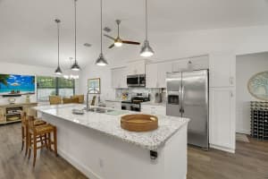 781 24th Square, Vero Beach, FL 32962 Sold 11/24/25