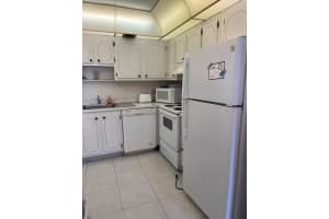 681 Saxony O 681, Delray Beach, FL 33446 Sold 11/06/25