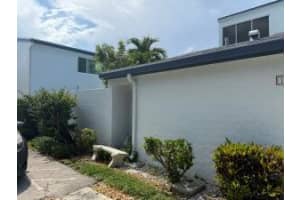 129 Lehane Terrace 130, North Palm Beach, FL 33408 Sold 11/18/25