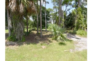 1118 East Louise Circle, Port Saint Lucie, FL 34953 - MLS#R11128076