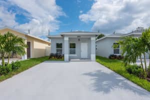 2831 Saranac Avenue, West Palm Beach, FL 33409 - MLS#R11128145