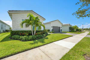 10406 SW Aquila Way, Port Saint Lucie, FL 34987 - MLS#R11128186