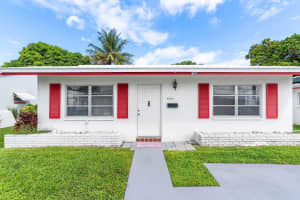 6809 NW 75th Street, Tamarac, FL 33321 - MLS#R11128195