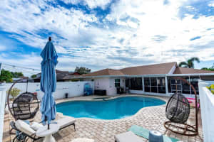 601 SE Karrigan Terrace, Port Saint Lucie, FL 34983 - MLS#R11128210