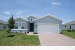 4389 Lago Circle, Vero Beach