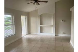 702 SW Amber Terrace, Port Saint Lucie, FL 34953 - MLS#R11128255
