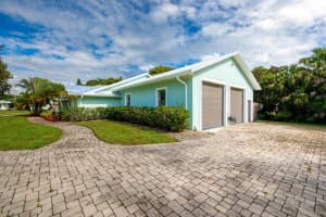 1225 Magnolia Bluff Drive, Palm City, FL 34990 - MLS#R11128271