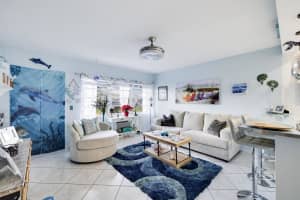 2460 Federal Highway, Boynton Beach, FL 33435 - MLS#R11128296