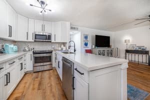 52 Burgundy B, Delray Beach, FL 33484 - MLS#R11128307
