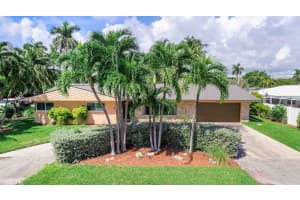 MLS# R11128330, Lighthouse Point, Florida 33064