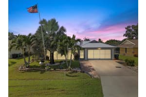 2456 Se Blackhorse Street, Port Saint Lucie