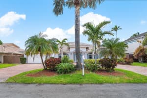 41 Castle Harbor Island, Fort Lauderdale, FL 33308 - MLS#R11128348