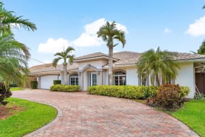 41 Castle Harbor Island, Fort Lauderdale, FL 33308 - MLS#R11128348