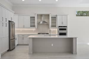 4232 Montagu Avenue, Vero Beach, FL 32967 - MLS#R11128369