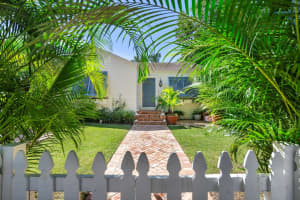 744 Avon Road, West Palm Beach, FL 33401 - MLS#R11128389