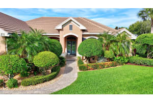 221 SW Lake Rush Court, Palm City, FL 34990 - MLS#R11128417