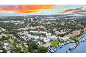 944 Bay Colony Drive S + Slip #14, Juno Beach, FL 33408 - MLS#R11128418