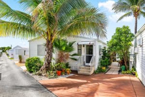 4 East Cedar Drive Cd, Briny Breezes, Fl 33435, Boynton Beach