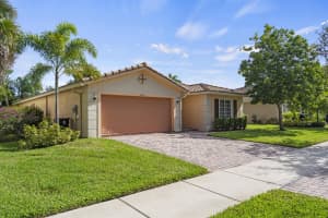 2064 SW Newport Isles Boulevard, Port Saint Lucie, FL 34953 - MLS#R11128435