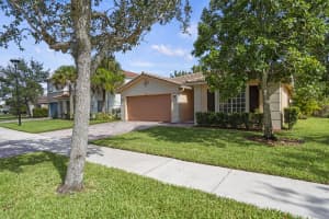2064 SW Newport Isles Boulevard, Port Saint Lucie, FL 34953 - MLS#R11128435