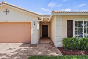 2064 SW Newport Isles Boulevard, Port Saint Lucie, FL 34953 - MLS#R11128435