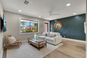 213 SE 24th Avenue, Boynton Beach, FL 33435 Sold 12/22/25