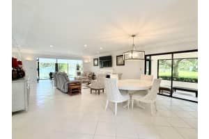 401 Clubhouse Circle 401a, Jupiter, FL 33477 - MLS#R11128466