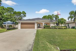 6135 NW Densaw Terrace, Port Saint Lucie, FL 34986 - MLS#R11128498