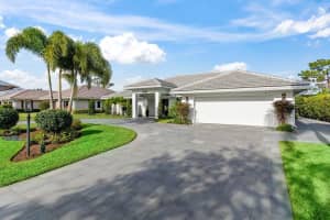 11955 N Lake Drive, Boynton Beach, FL 33436 - MLS#R11128505