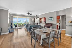 102 Half Moon Circle, Hypoluxo, FL 33462 - MLS#R11128506