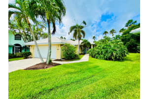 406 SW Fairway Landing, Port Saint Lucie, FL 34986 - MLS#R11128524