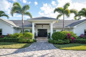 2105 Windward Way, Vero Beach, FL 32963 - MLS#R11128525