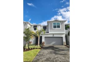 3567 NW Solange Ct, Jensen Beach, FL 34957, Sold 10/01/25