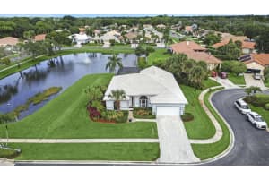 9070 Cypress Hollow Drive, Palm Beach Gardens, FL 33418 - MLS#R11128588