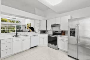 5015 Foxhall Drive N, West Palm Beach, FL 33417 - MLS#R11128593