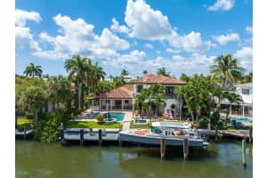 14 Harbor Drive, Lake Worth Beach, FL 33460 - MLS#R11128606