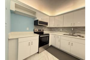 950 S Kanner Highway E E23, Stuart, FL 34994 - MLS#R11128609