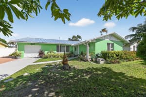 407 Highwood Circle, Jupiter, FL 33458 - MLS#R11128614