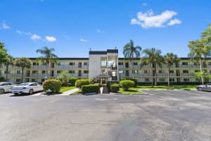 15244 Lakes Of Delray Boulevard 203, Delray Beach, FL 33484 - MLS#R11128622
