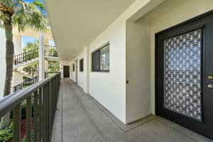 15244 Lakes Of Delray Boulevard 203, Delray Beach, FL 33484 - MLS#R11128622
