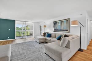 5340 NW 2nd Avenue 220, Boca Raton, FL 33487 - MLS#R11128656