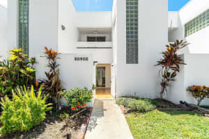 5090 Elmhurst Road E, West Palm Beach, FL 33417 - MLS#R11128659